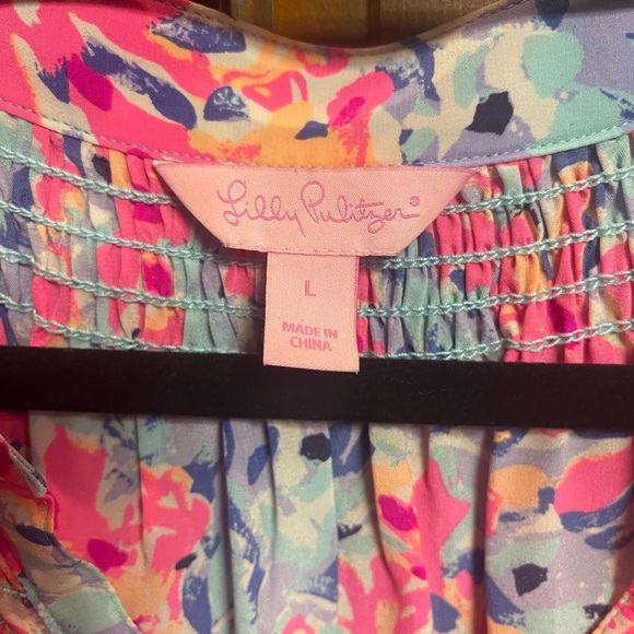 Authentic Lilly Pulitzer silk top -retired - Picture 2 of 6